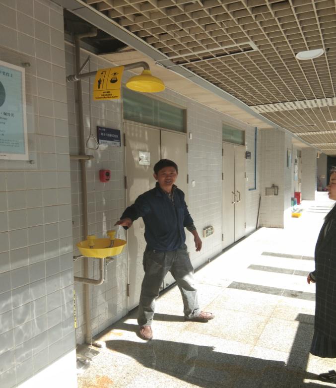 Cele mai bune practici ale stației de spălare a ochilor de urgență